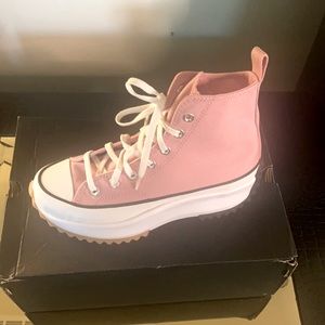 Converse Women’s Platform Sneaker